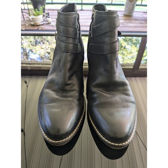 Journee Signature Booties Womens 8.5 M Rachelle Black Leather Almond Countrycore - Picture 5 of 12